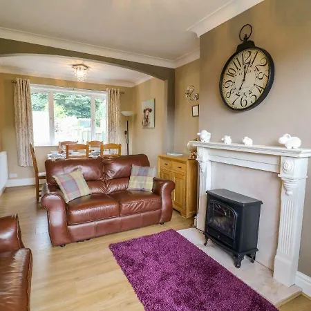 Feriehus 2 Ings Avenue *